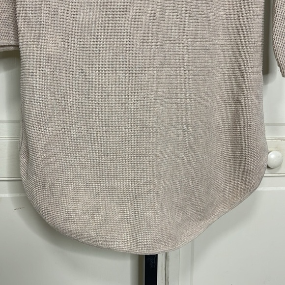 Michael Kors Womens Sweater Dress Sz L Tan Long Sleeve Hi Low Hem Button Detail - Picture 8 of 9